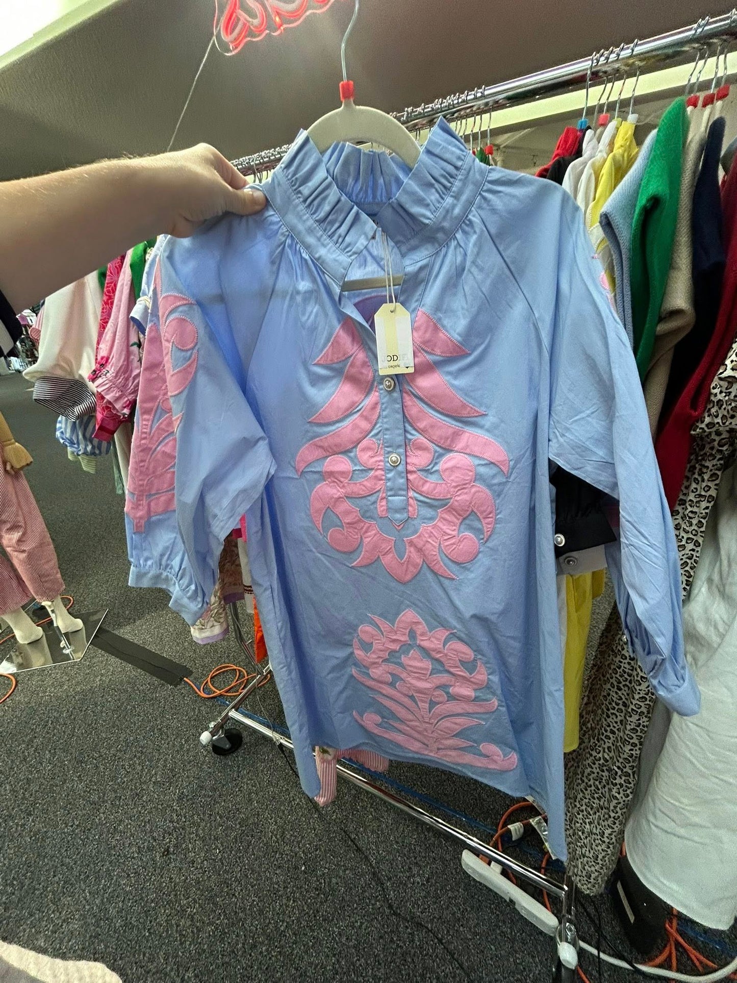 Jodifl Floral Applique Shift Dress with Ruffles