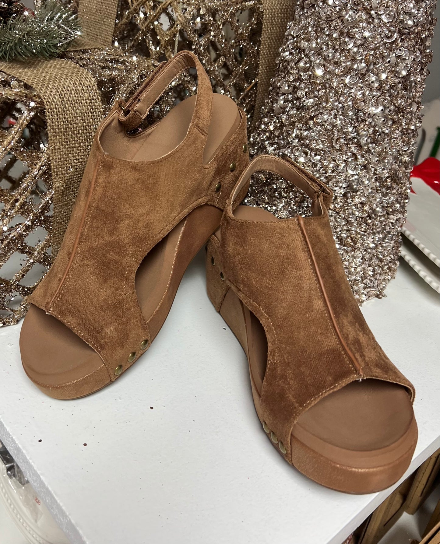 Corky's Carley Wedge