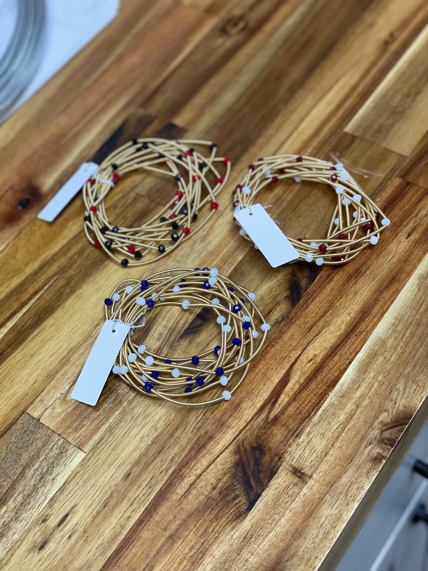 WH Set of 12 Gameday Wire Bracelet Sets