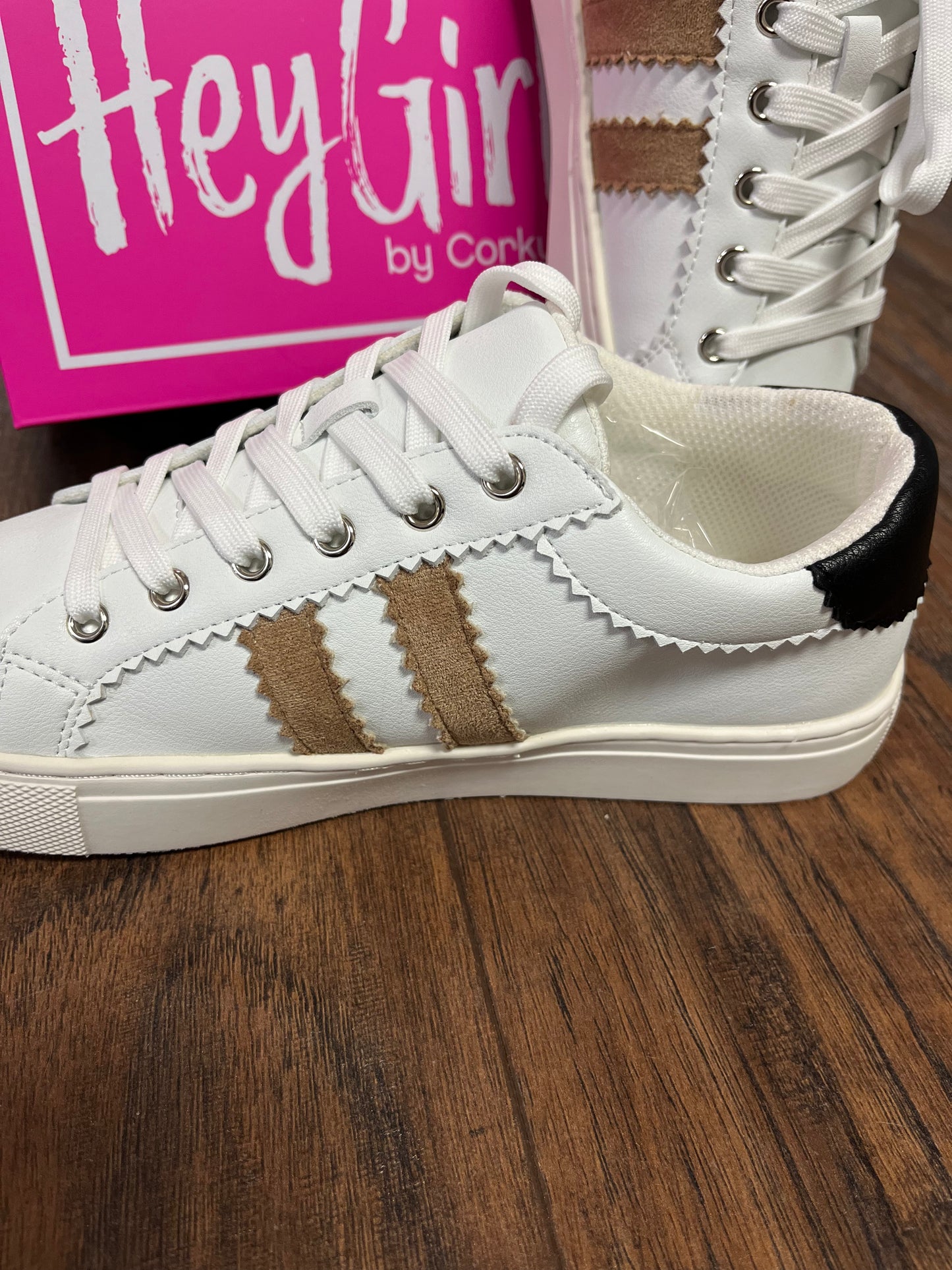 Corkys Showtime Sneakers