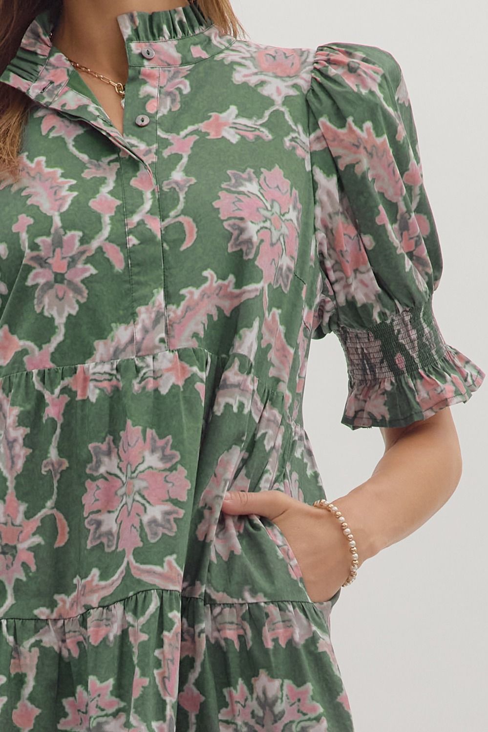 Entro Printed Puff Sleeve Midi Dress