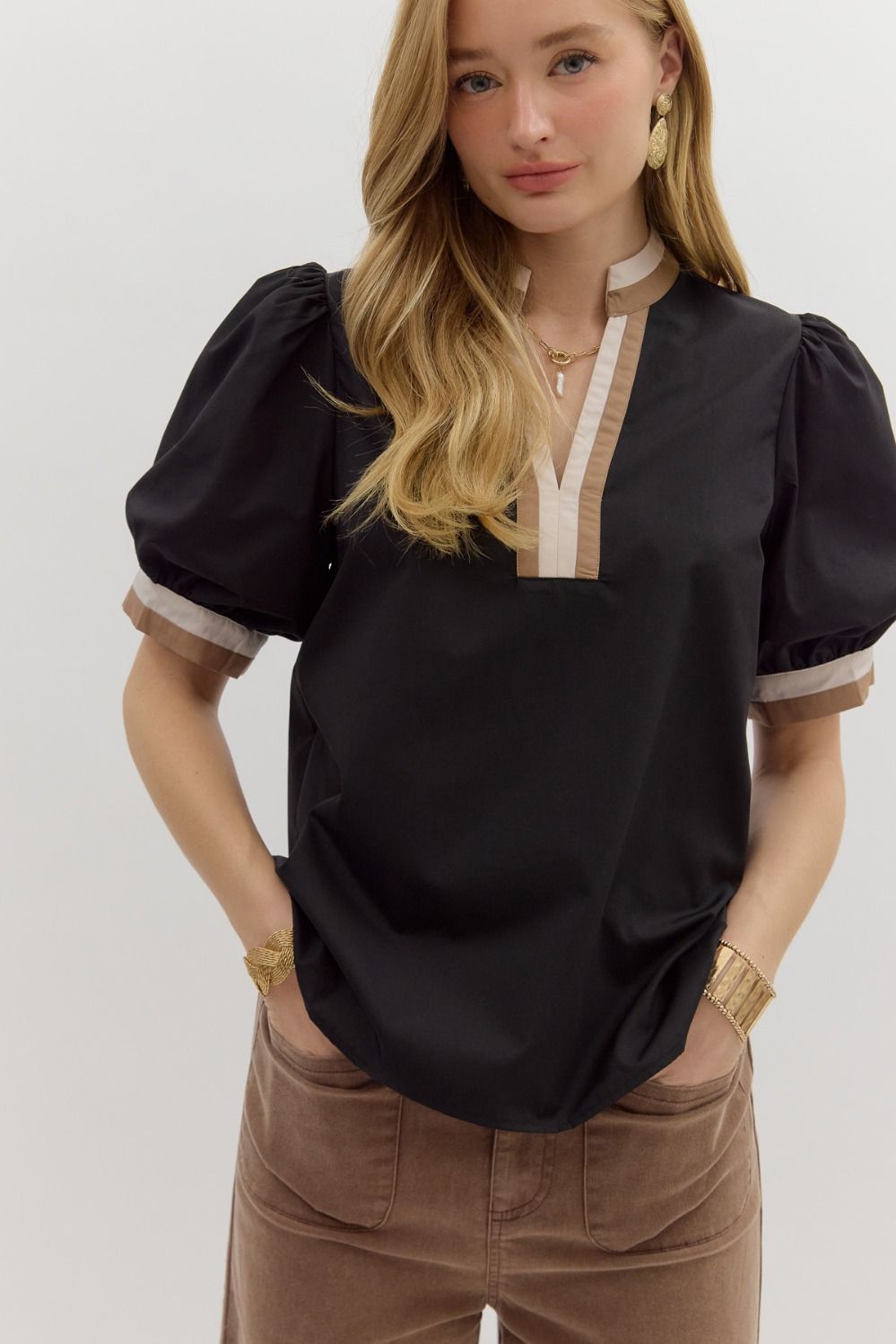 Entro Short Sleeve Top with Multicolor Band