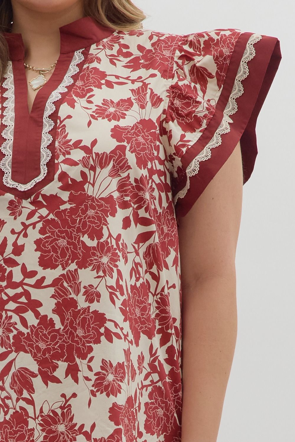 Entro Flutter Top with Scallop Lace Trim Inset