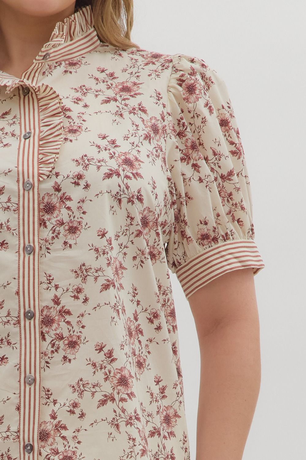 Entro Floral Print Ruffle Neck Puff Top