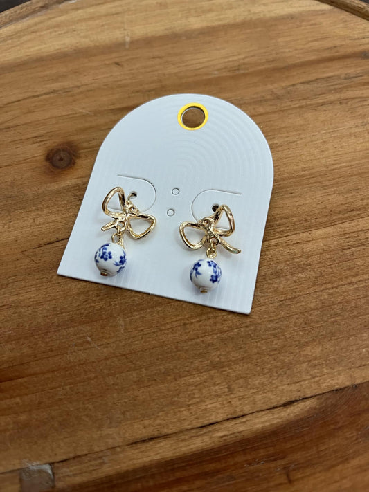 GS Bow and Chinoiserie Ball Earring