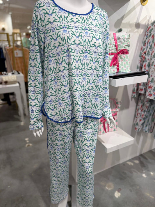 Mary Square Melody Garland Tapestry PJs