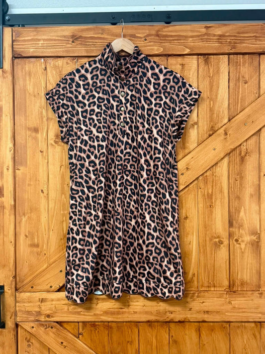 Buttoned Shift Leopard Dress with Pockets