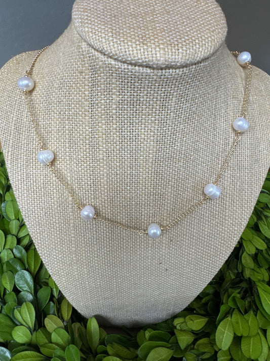 GS Baroque Pearl Necklace
