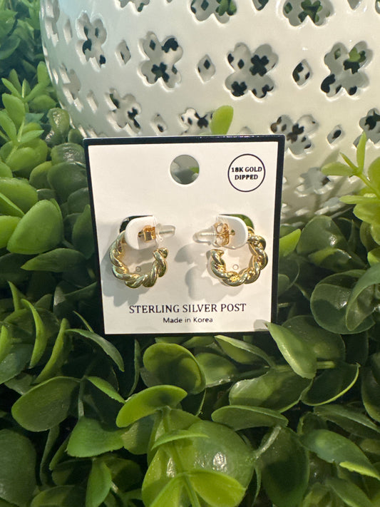 GS Gold Twisted Hoops