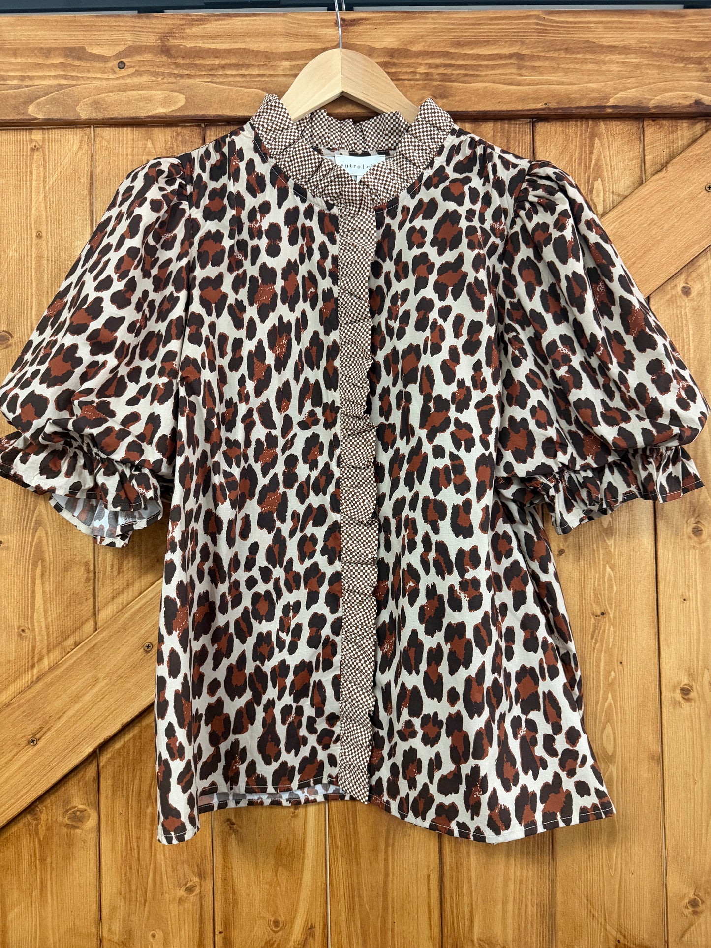 Entro Plus Leopard Puff Sleeve Top