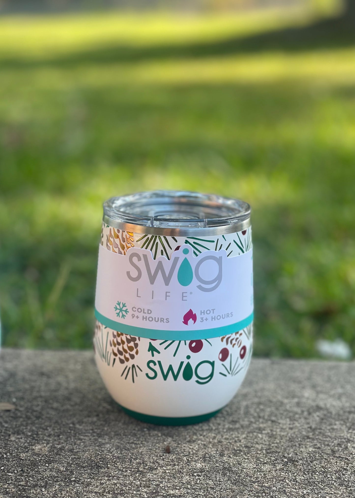 SWIG 12oz Christmas Stemless Wineglass