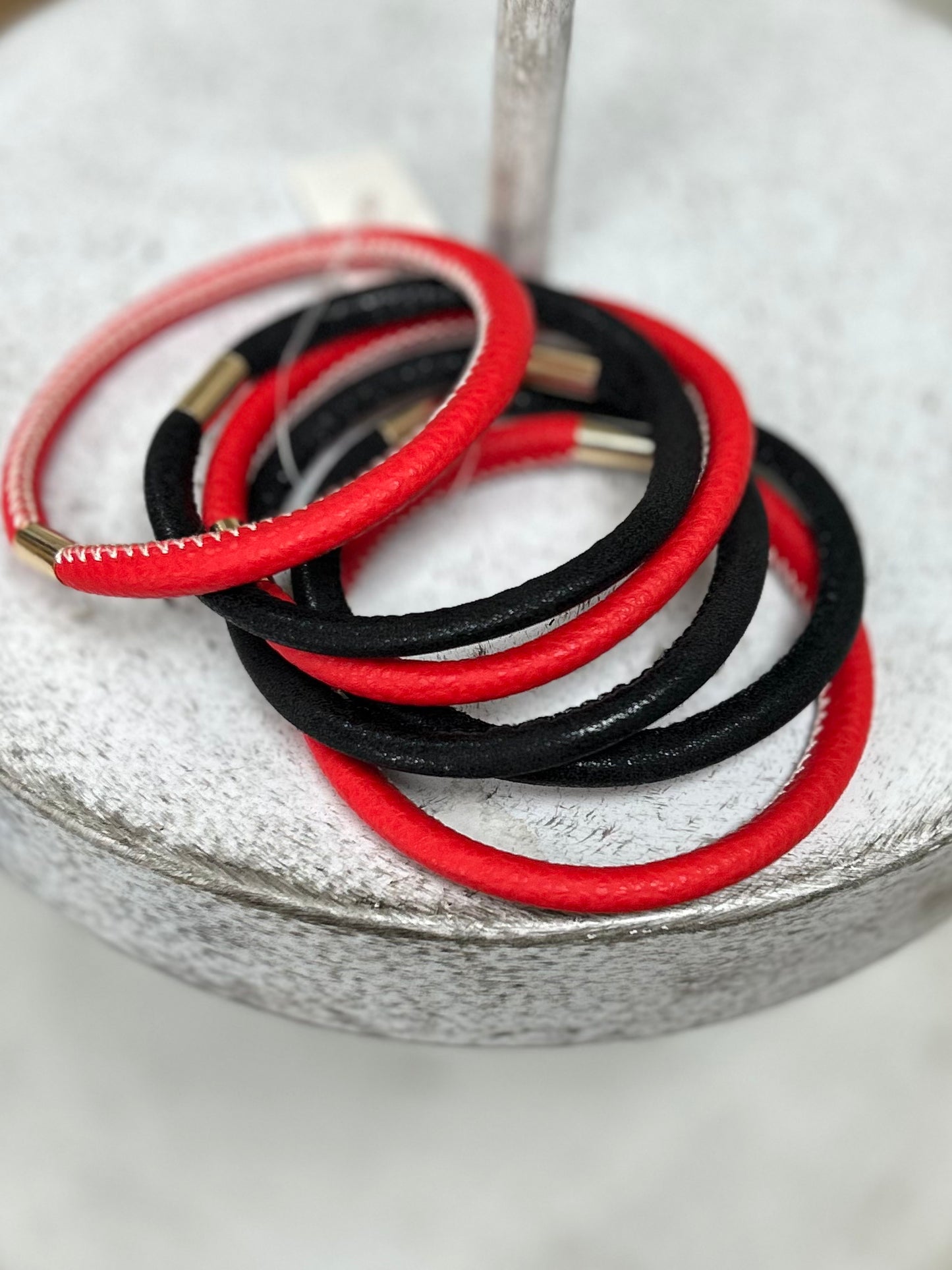 GS Leather Row Bracelet Sets