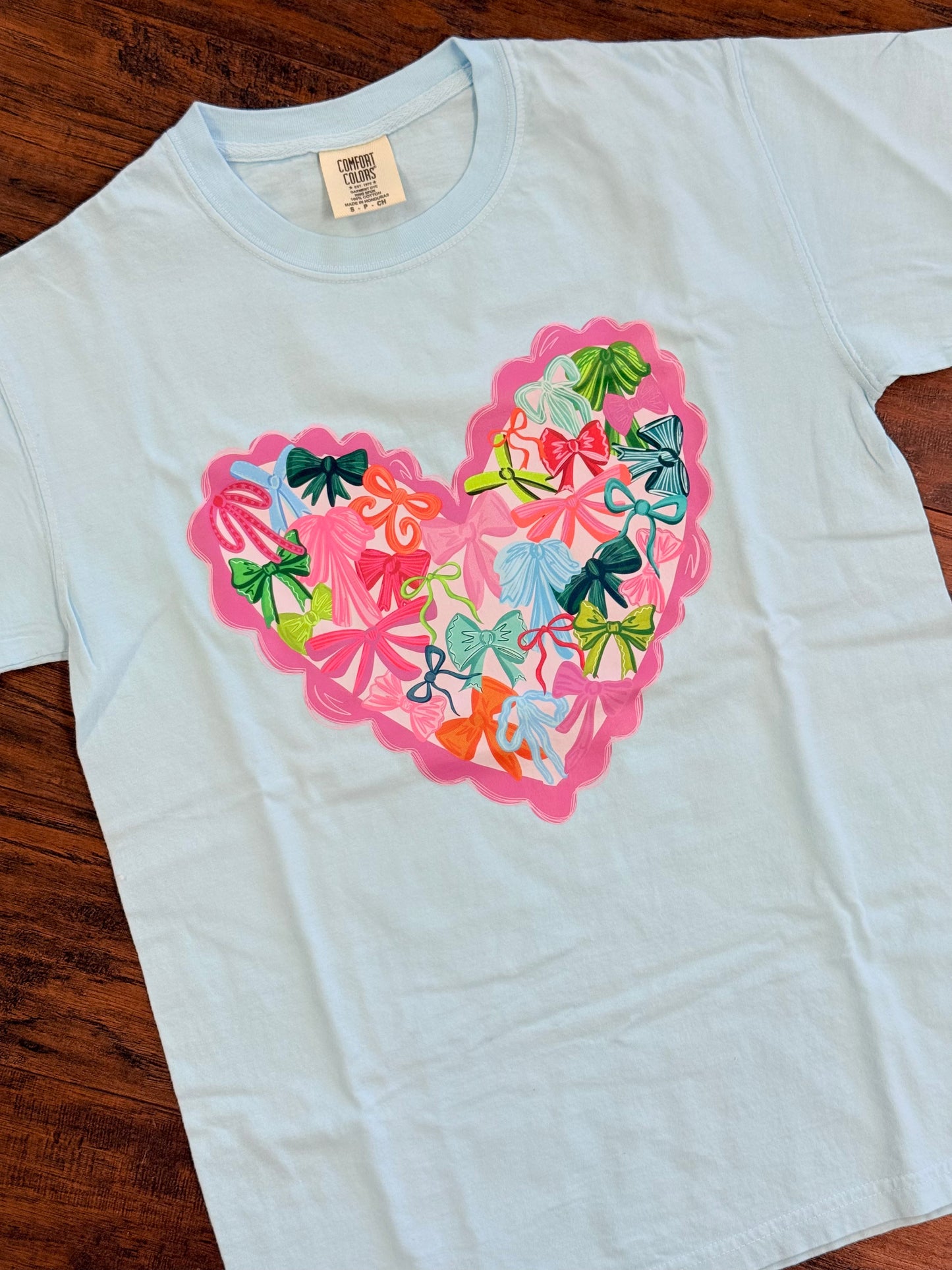 Scalloped Heart Comfort Color Tee