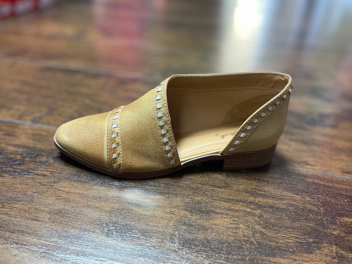 Qupid Tuxedo Mules - Tan Burnish 6.5