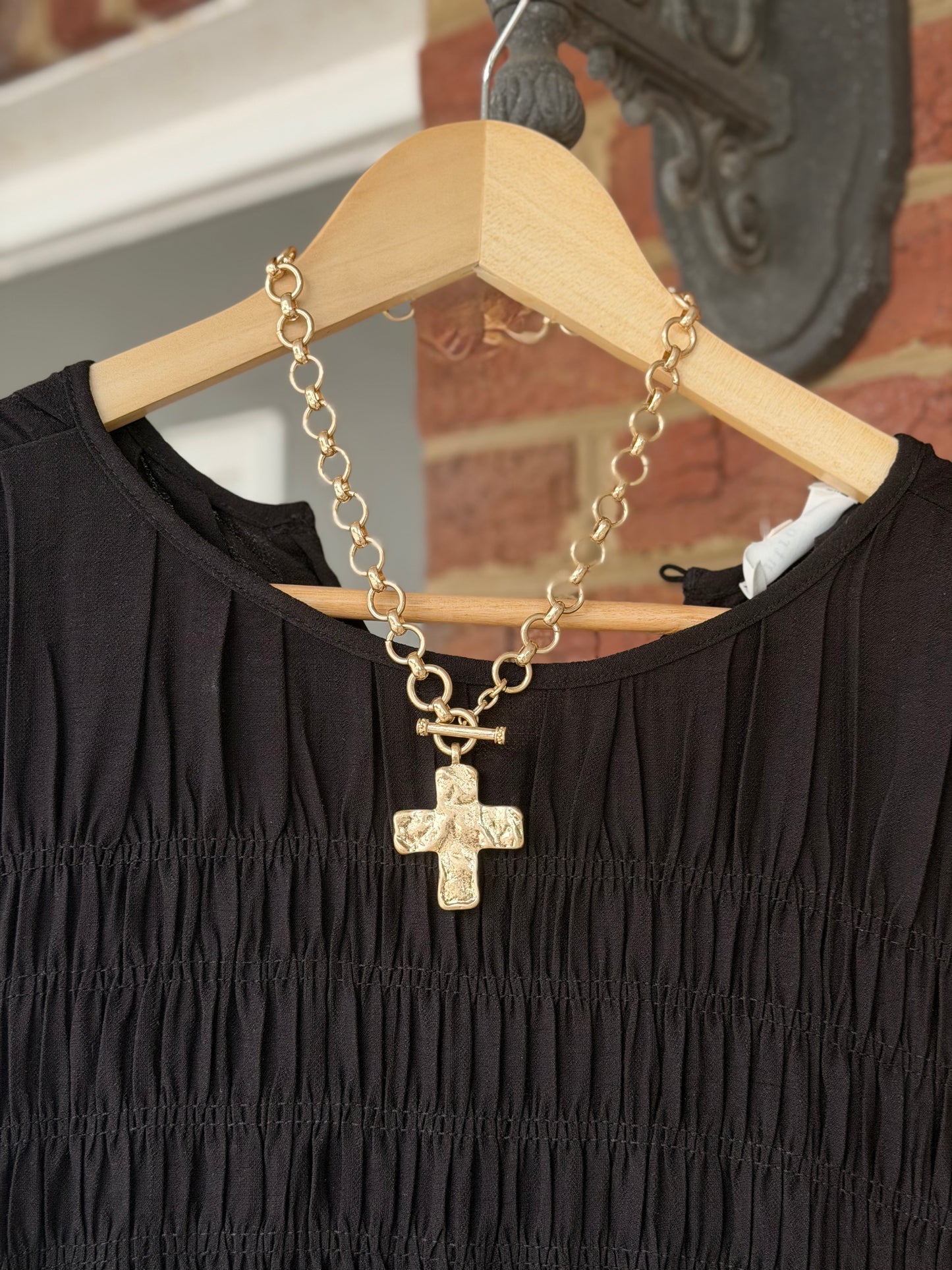 GS Matte Cross Necklace
