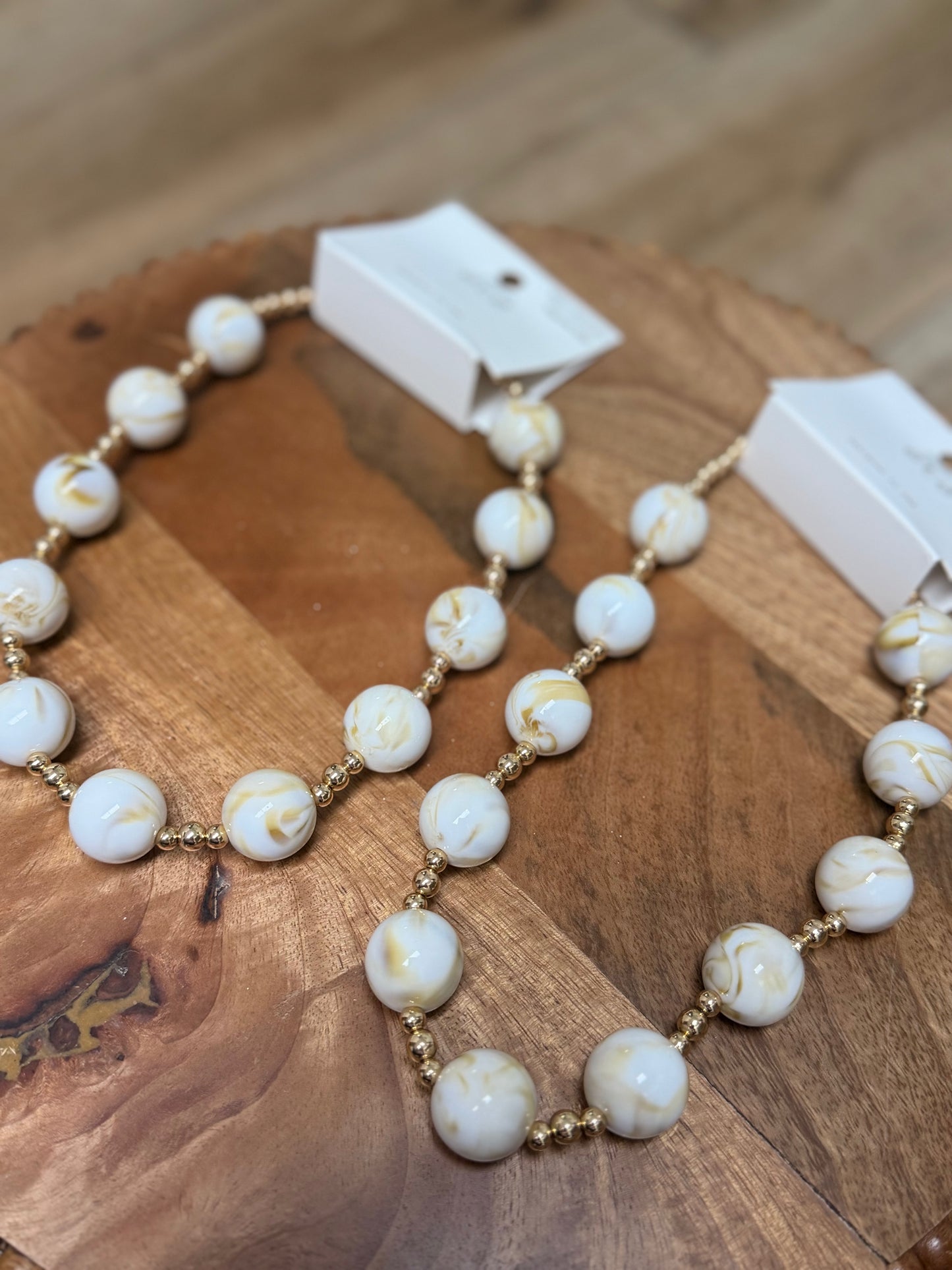 Magnetic Bead Necklace - Natural