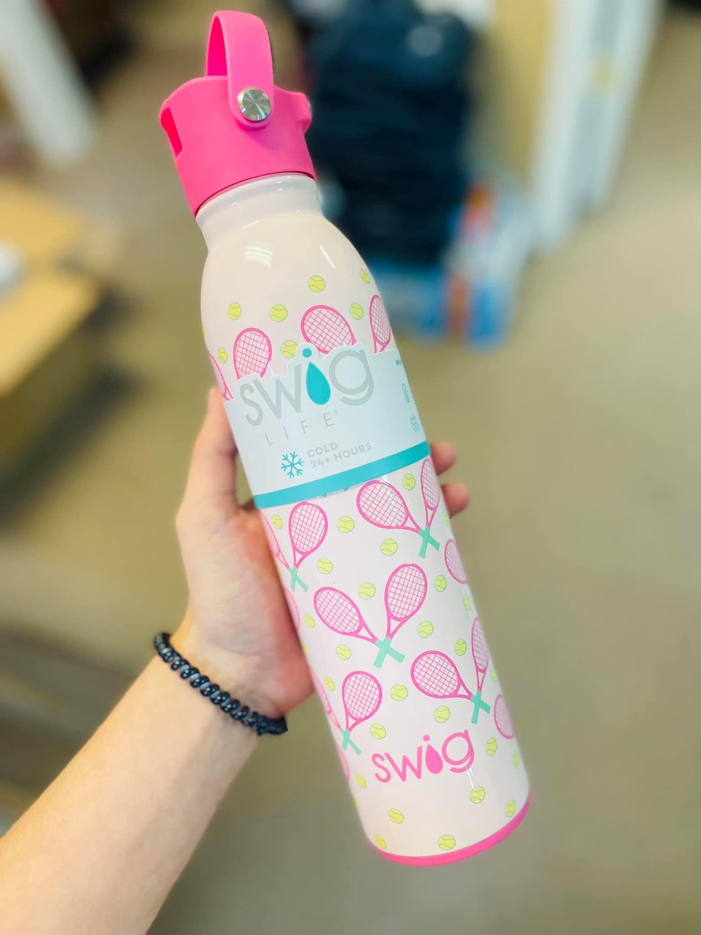 SWIG Flip and Sip - Sports Bottles