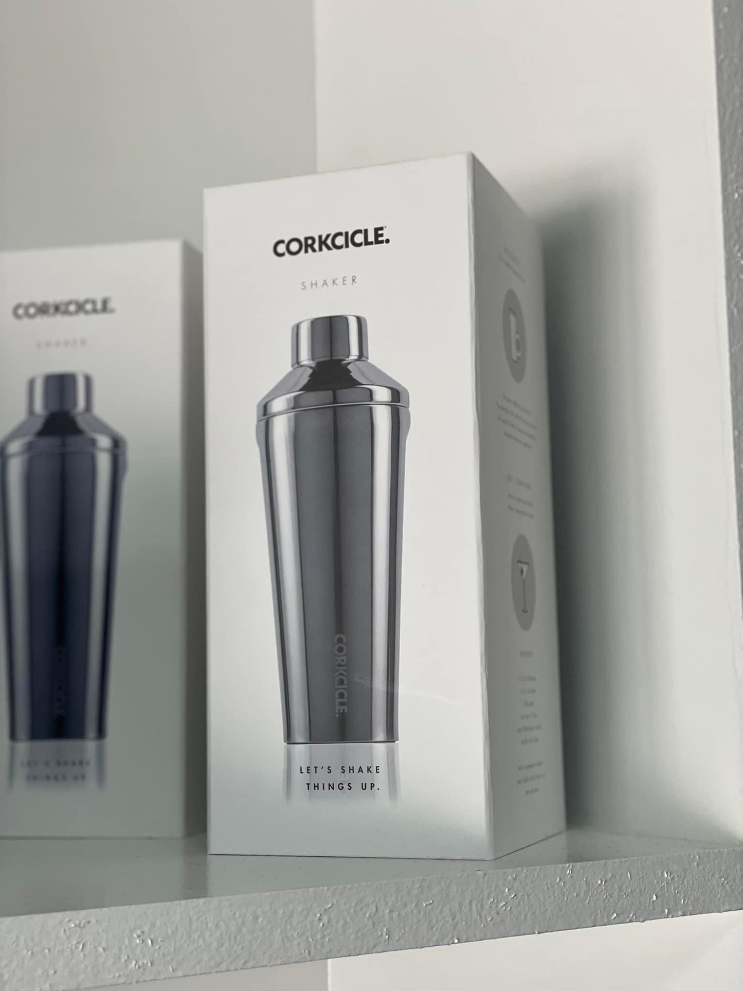 Corkcicle Shaker