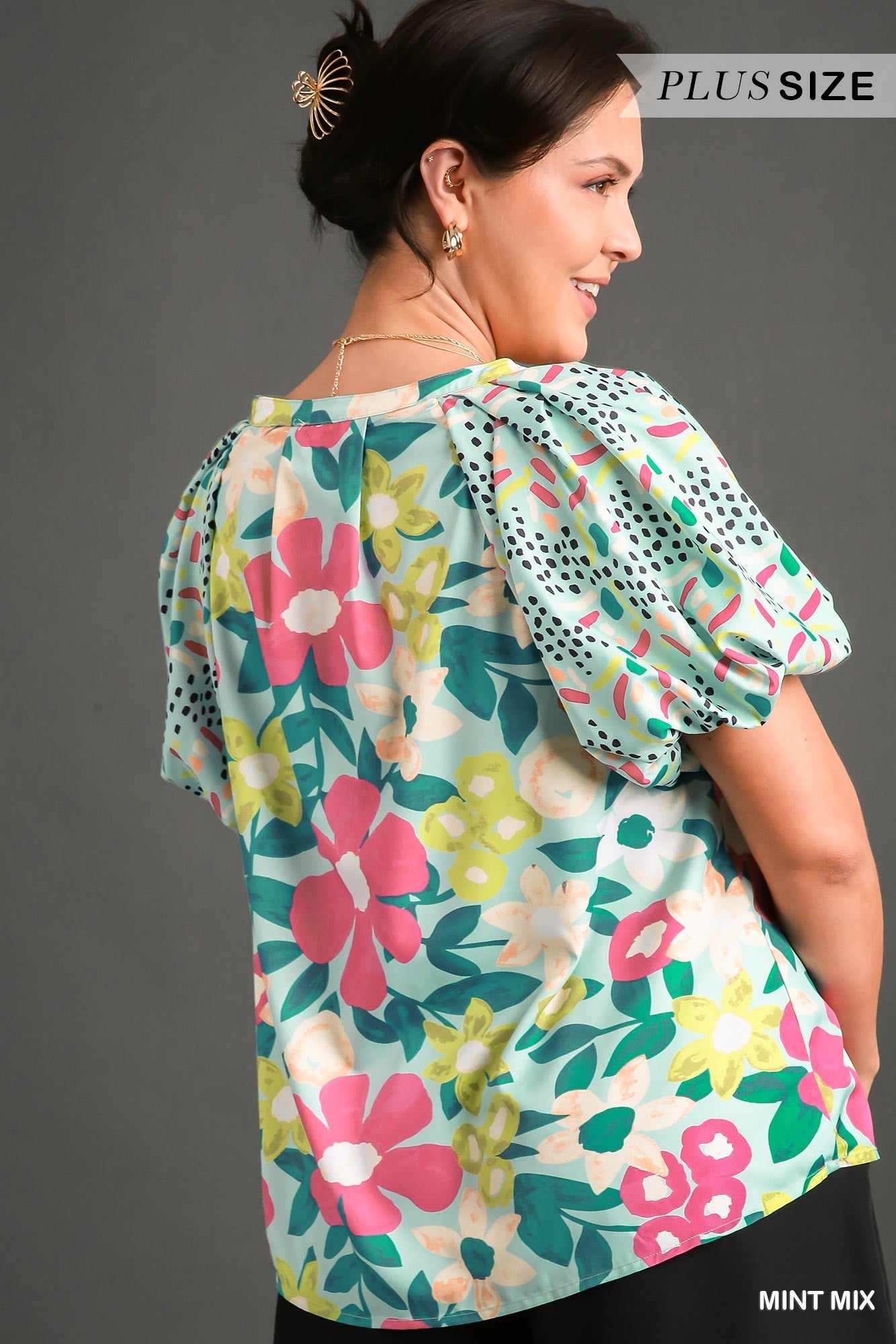 Umgee Plus Top - Mint Floral Mixed