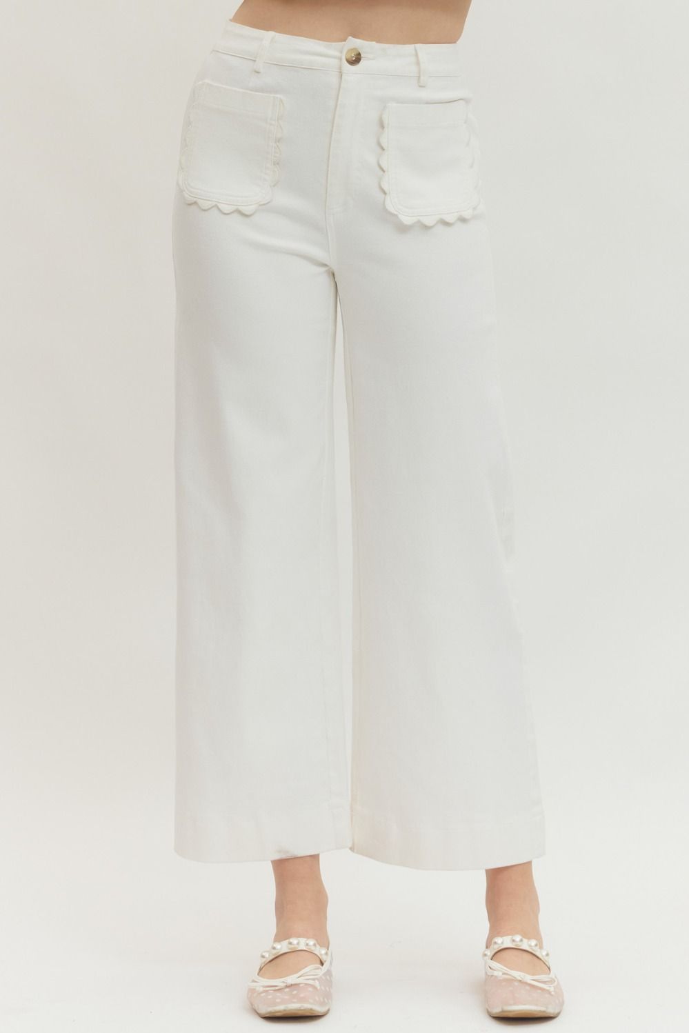 Entro Pants with Scallop Accents