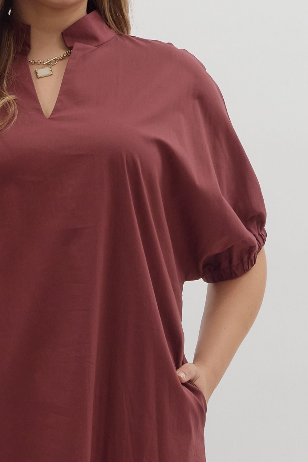 Entro Solid Puff Sleeve Midi with V-Neckline