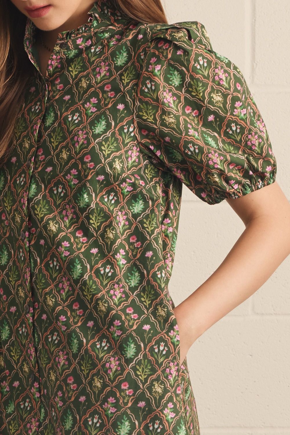 Entro Pine Floral Puff Sleeve Midi