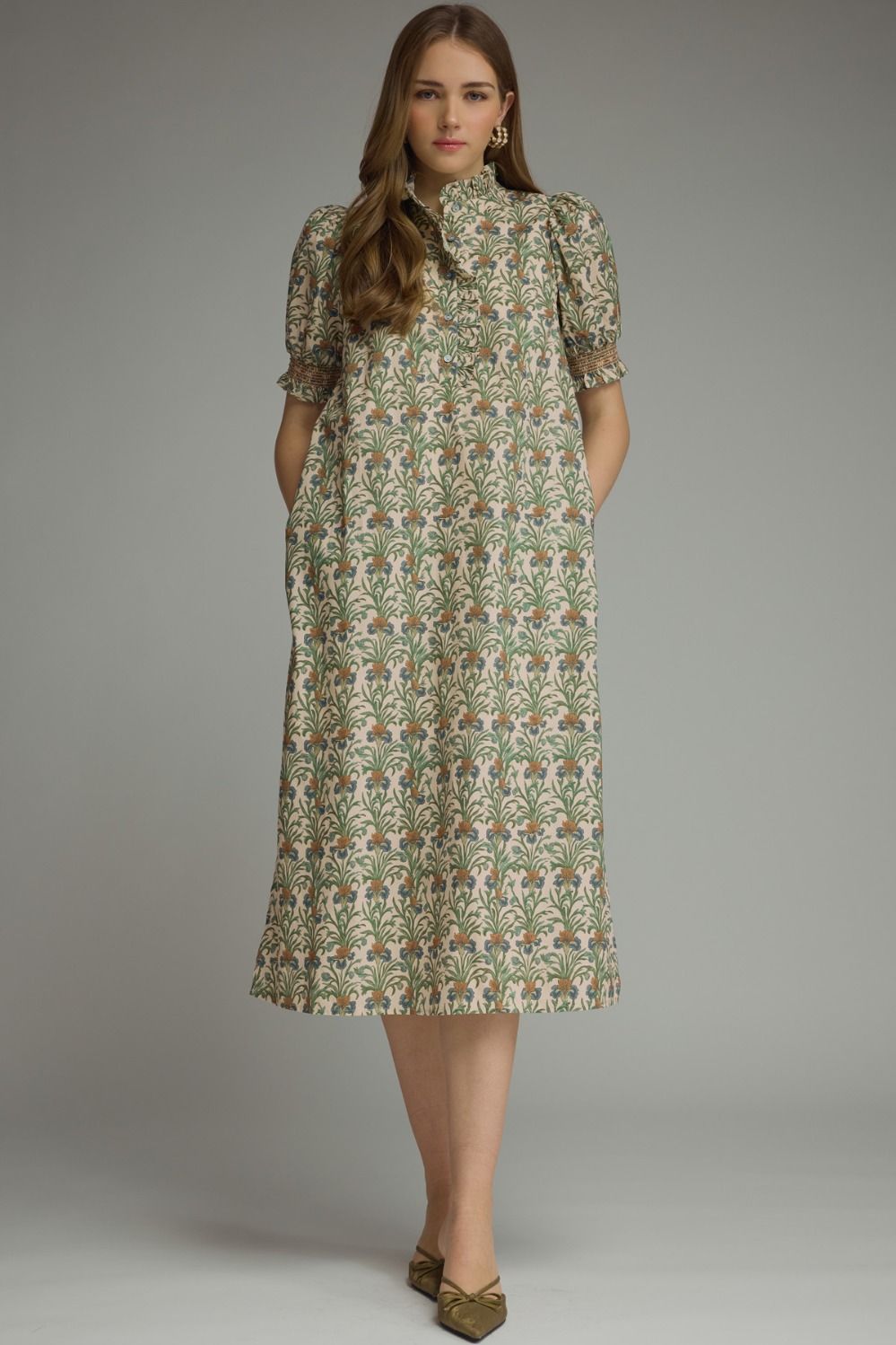 Entro Floral Smocked Puff Sleeve Midi