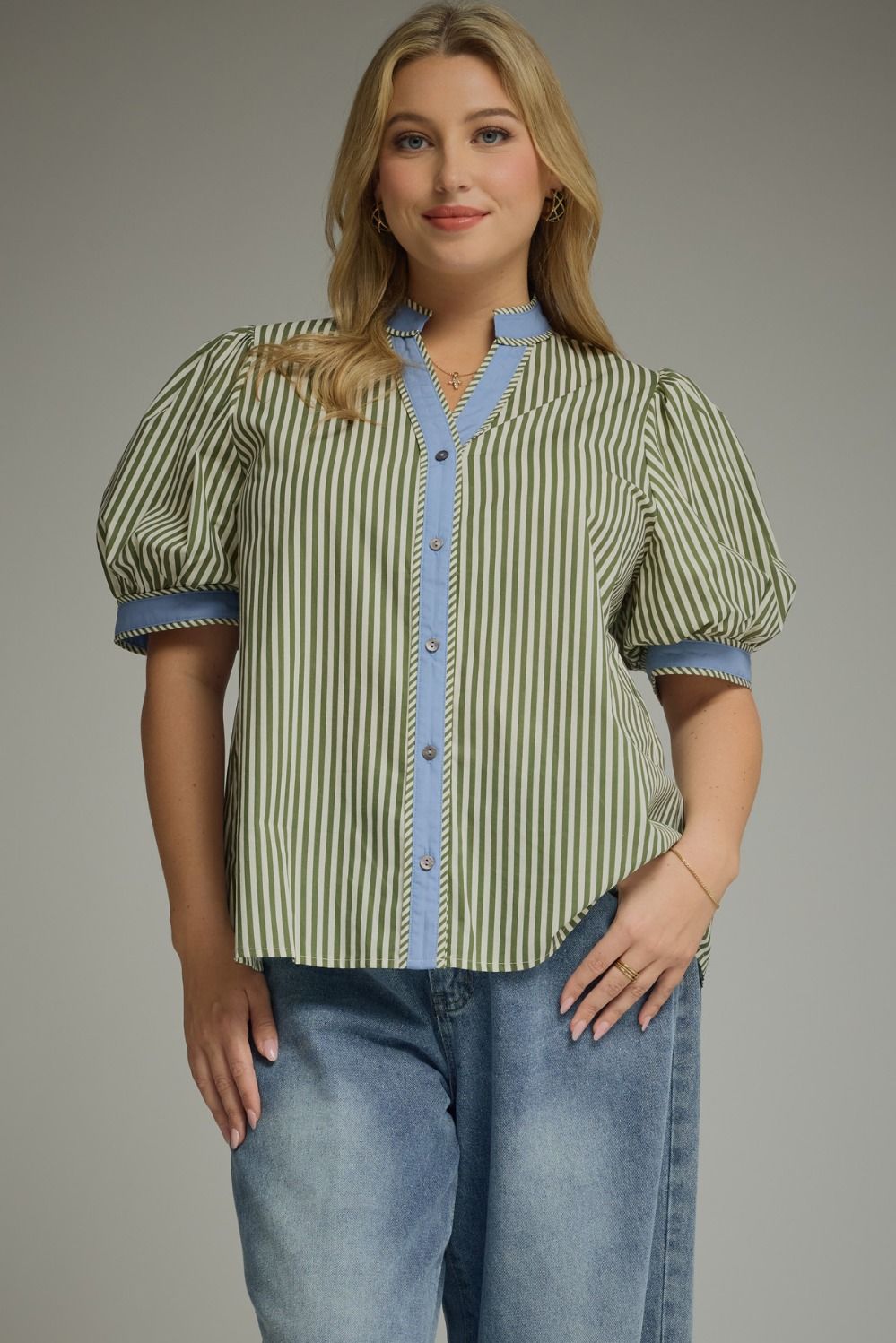 Entro Plus Stripe Print Puff Sleeved Top