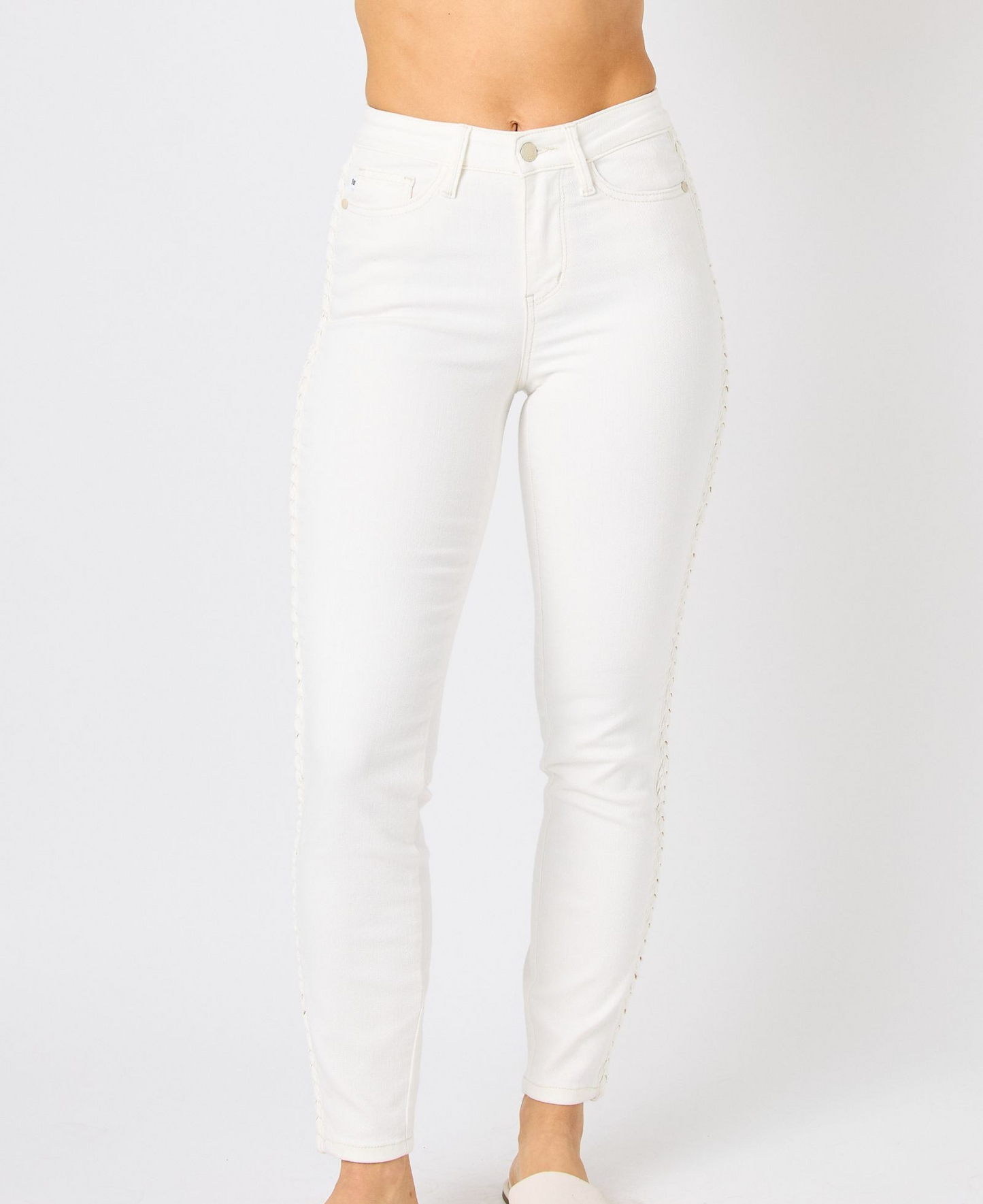 Judy Blue Braided Detail Relaxed White Jeans 88782